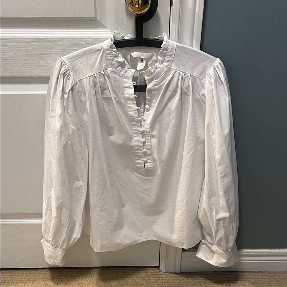 H&M White Ruffled Women's Top